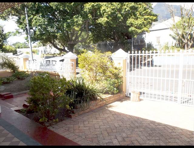 4 bed property to rent in OBSERVATORY